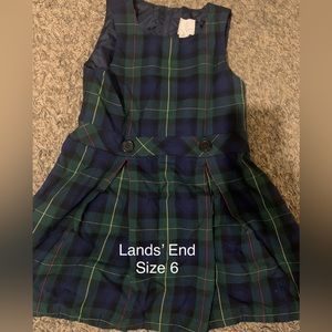 Girls’ Lands’ End size 6 school uniform jumper